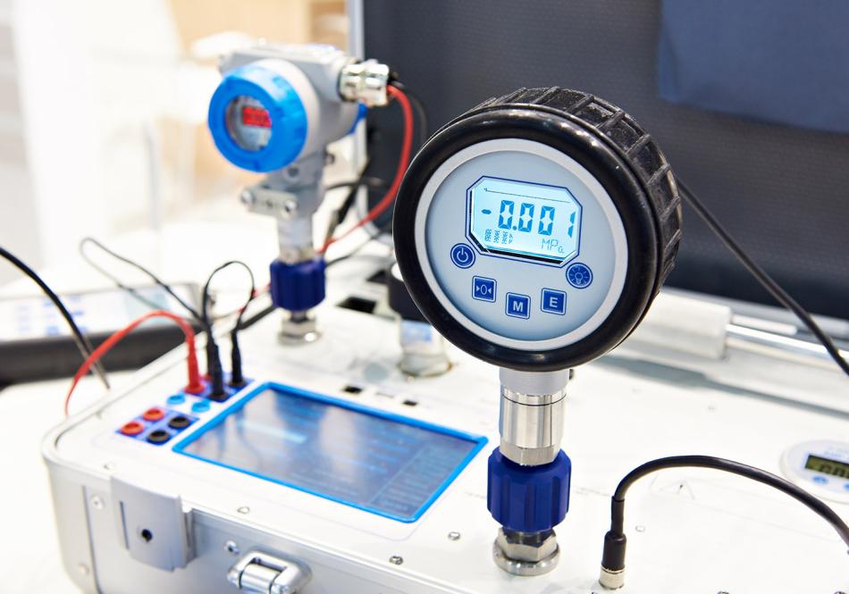 Pressure transmitter