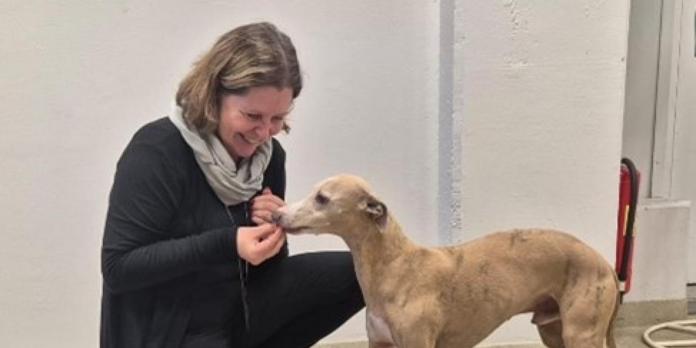 Marika Eväkoski ja koira
