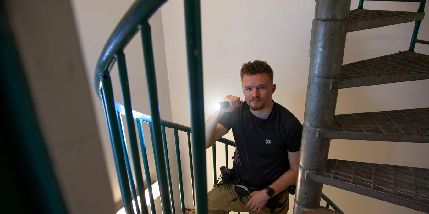 Vartija portaikossa yhteishaku