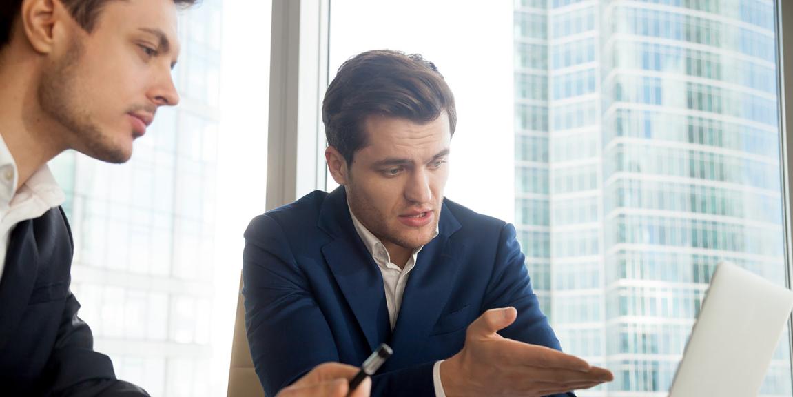 ihmisiä uravalmennuksessa.