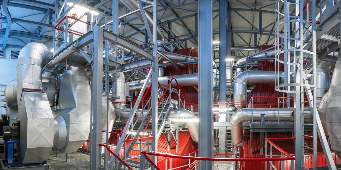 Teollinen voimalaitos